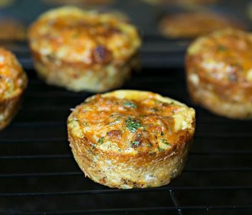Muffins με κοτόπουλο, κιμά και βρώμη