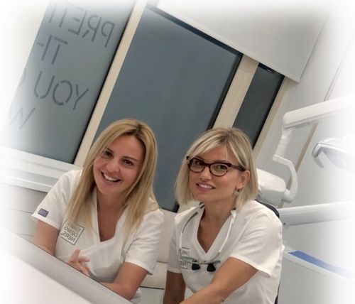 Smiledesigners: Ποιοι κρύβονται πίσω από τα αστραφτερά χαμόγελα των διάσημων;