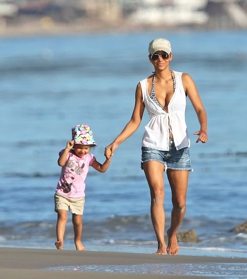Η Halle Berry είναι μία μαχόμενη μητέρα