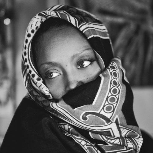 H Erykah Badu πρόσωπο της Givenchy, σε μια καμπάνια για γυναίκες με χρώμα!