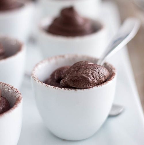 Ονειρεμένη mousse σοκολάτας με μόνο 6 υλικά!