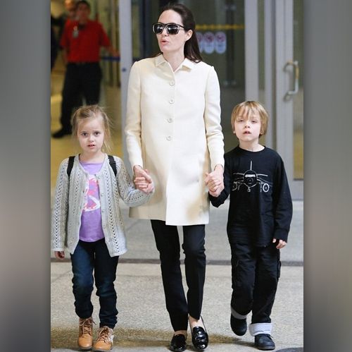 Kάποιος να τη βοηθήσει: Τα πόδια της Angelina είναι πιο λεπτά από των 5χρονων παιδιών της