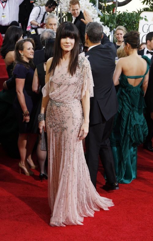 Sandra Bullock: Καλοντυμένη και ερωτευμένη