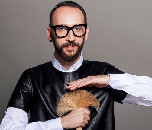 Summer Hair: 4 πράγματα για το χρώμα των μαλλιών που θέλει ο Νικόλας Βιλλιώτης να θυμάσαι