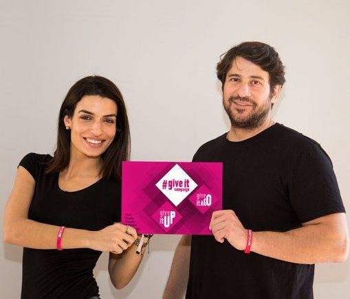 #GiveitCampaign-Η καμπάνια του I LIVE FOR ME με την Τόνια Σωτηροπούλου&τον Αλέξη Γεωργούλη