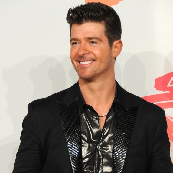 Robin Thicke: H δημόσια δήλωση επί σκηνής για τη γυναίκα και το χωρισμό του