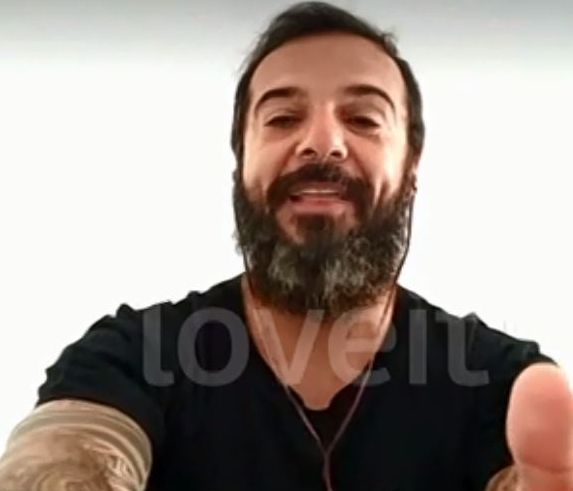 Ο Τριαντάφυλλος έδωσε την πρώτη του συνέντευξη και το Twitter τον δίκασε (photos)