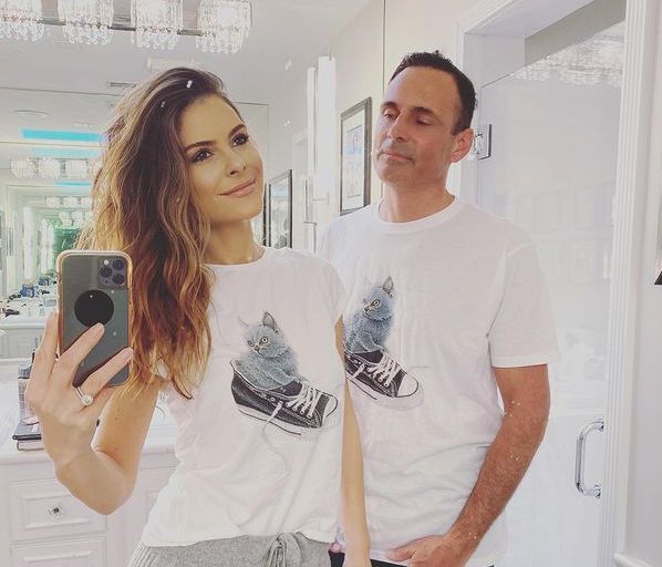 Συγκινεί η Maria Menounos με τη φωτογραφία μαζί με τη μαμά της μέσα από το νοσοκομείο