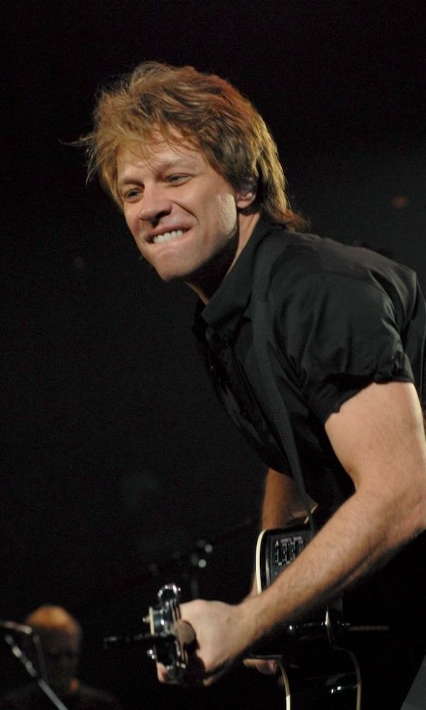 Bon Jovi κατά Steve Jobs