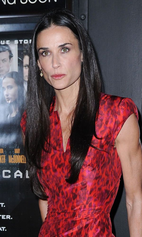 Η Demi Moore κερατώνει τον Ashton Kutcher με τον καλύτερό του φίλο