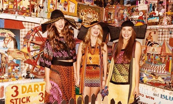 H οικογένεια Missoni φωτογραφίζεται στο Μουσείο των Πάντων του Λονδίνου
