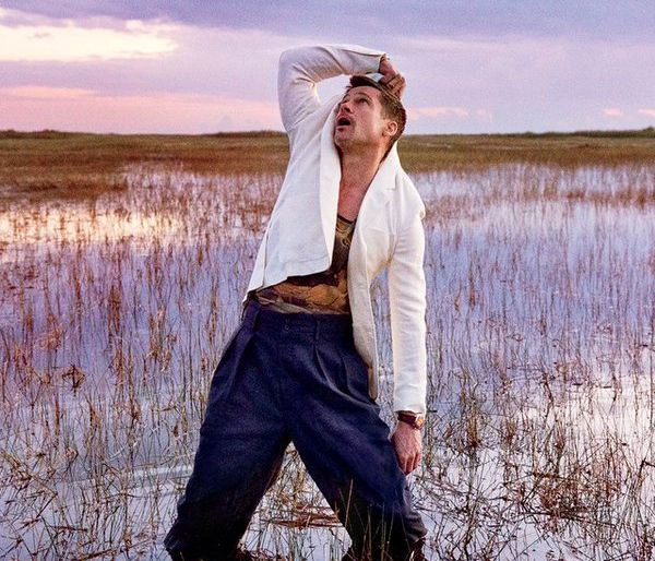 Επιτέλους συμβαίνει! Ο Brad Pitt έχει νέα σύντροφο και δεν είναι ψέμα