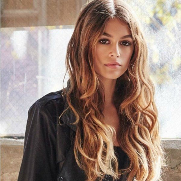 Kaia Gerber: Η εμφάνιση της κόρης της Cindy Crawford που θα σε πείσει πως είναι it-girl