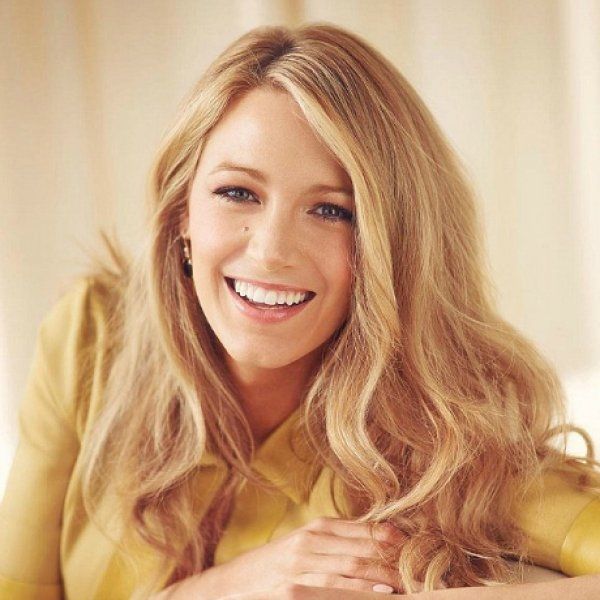 Κάννες 2016: Η Blake Lively κάνει «πρεμιέρα» με ένα φόρεμα που πρέπει να δεις