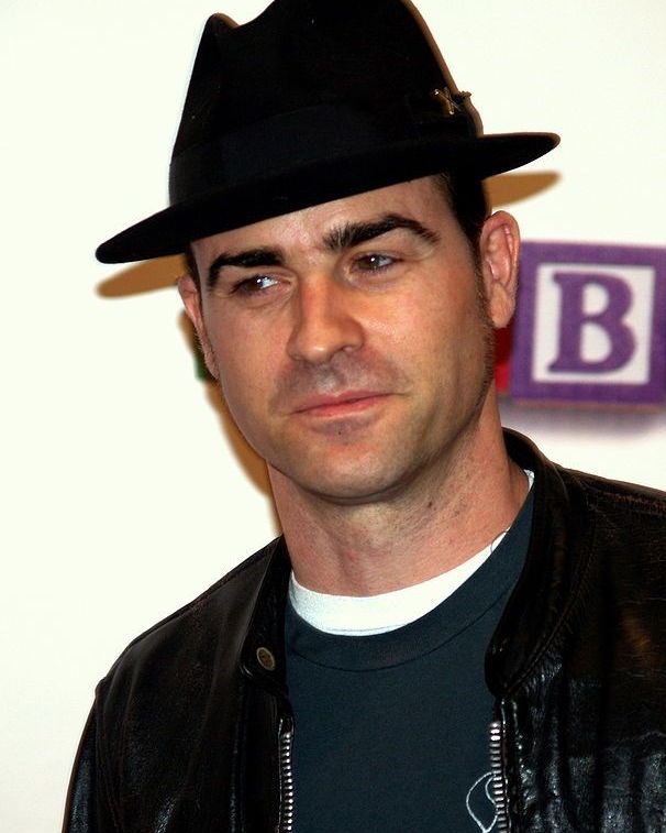 Ο Justin Theroux και η ψύχωση της Aniston με το breakdance