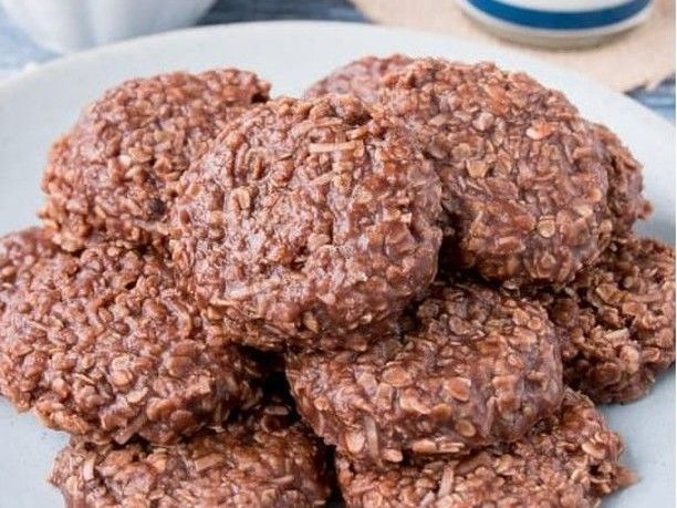 4 πανεύκολες συνταγές για cookies που δεν χρειάζονται ψήσιμο