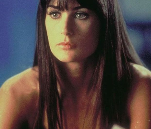 Παραμορφώθηκε το πρόσωπο της Demi Moore από τις πλαστικές