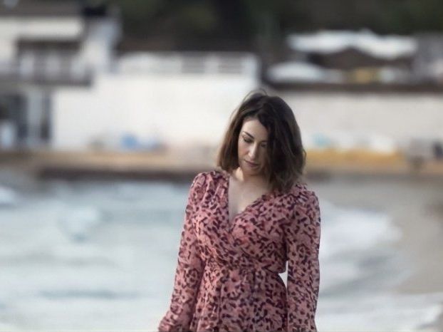H Ιωάννα μάς μαθαίνει σωστά τη λέξη «ομορφιά»