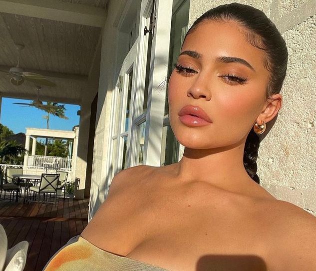 Kylie Jenner: Η ειρωνεία του κόσμου με αφορμή τα γενέθλια της κόρης της