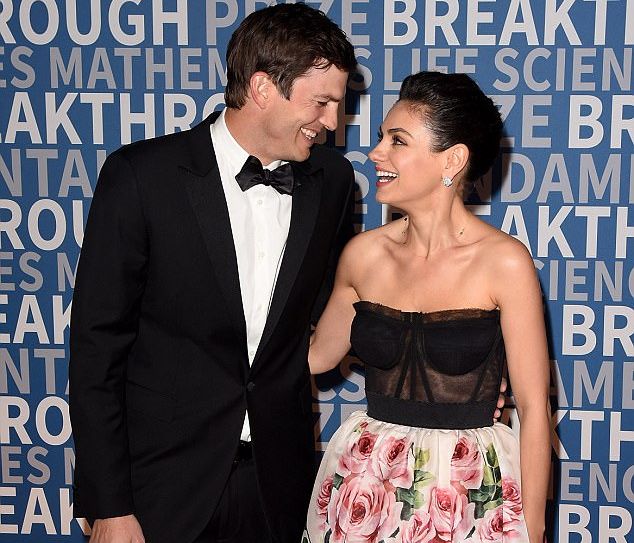 Το πιο όμορφο ζευγάρι! Η Mila Kunis και ο Ashton Kutcher σε μία εμφάνιση που περιμέναμε καιρό
