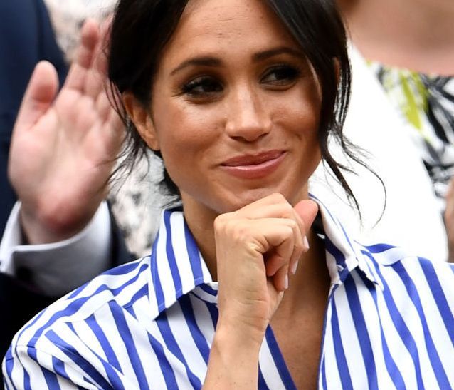 Η Meghan Markle θα γίνει νονά και το μωρό δεν ανήκει στην βασιλική οικογένεια