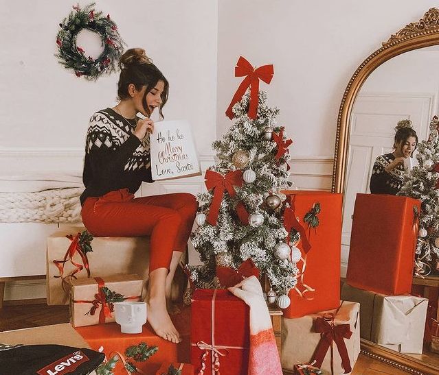 Οδηγός Αγοράς: Τα «ugly Xmas sweaters» είναι τα πιο «όμορφα» πουλόβερ για τις γιορτές