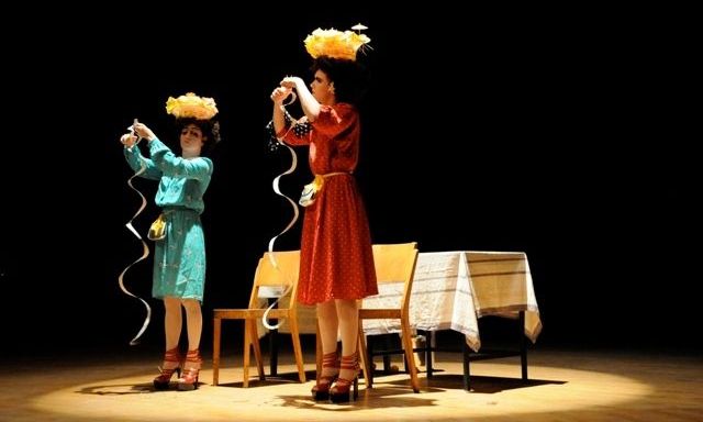 City To City Cabaret: Η πόλη σαν καμπαρέ
