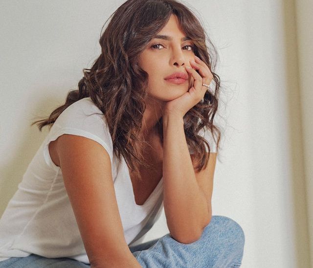 Η 17χρονη Priyanka Chopra στη #tb φωτό της είναι μία άλλη