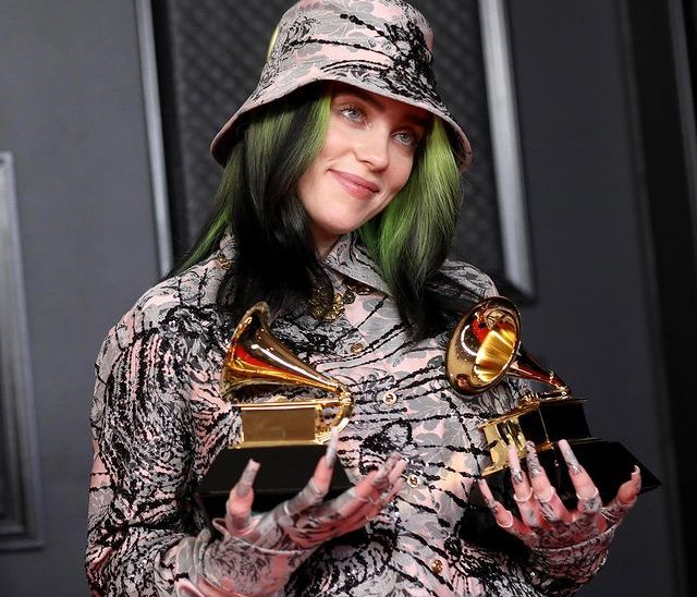 Το ρεκόρ που έκανε η Billie Eilish με τη νέα της φωτογραφία δεν το φαντάζεσαι