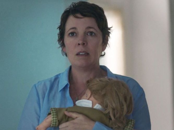 Στις Σπέτσες η Maggie Gyllenhaal για την πρεμιέρα της ταινίας H Χαμένη Κόρη