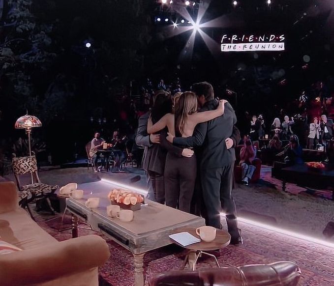 Friends Reunion: Τα Φιλαράκια σάρωναν σε τηλεθέαση και στο Twitter