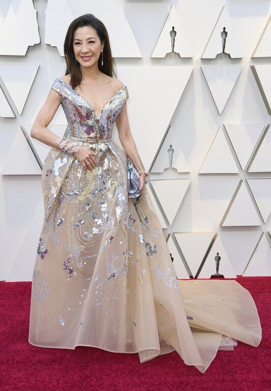 H Michelle Yeoh με Elie Saab