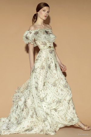 Η πιο καλοντυμένη γυναίκα στην Κίνα φορά Valentino