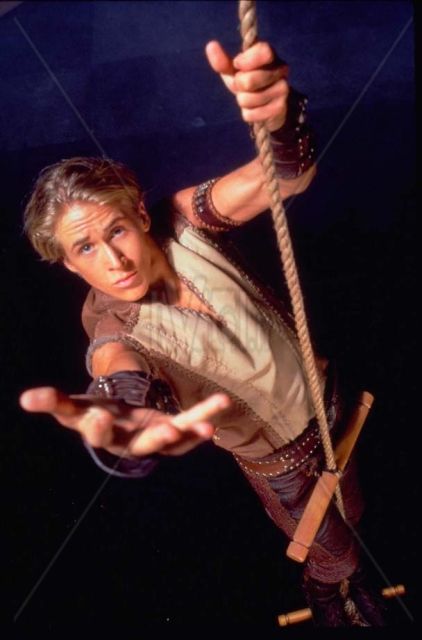 Θυμόμαστε την εποχή που ο sexy Ryan Gosling έπαιζε τον νεαρό Ηρακλή;