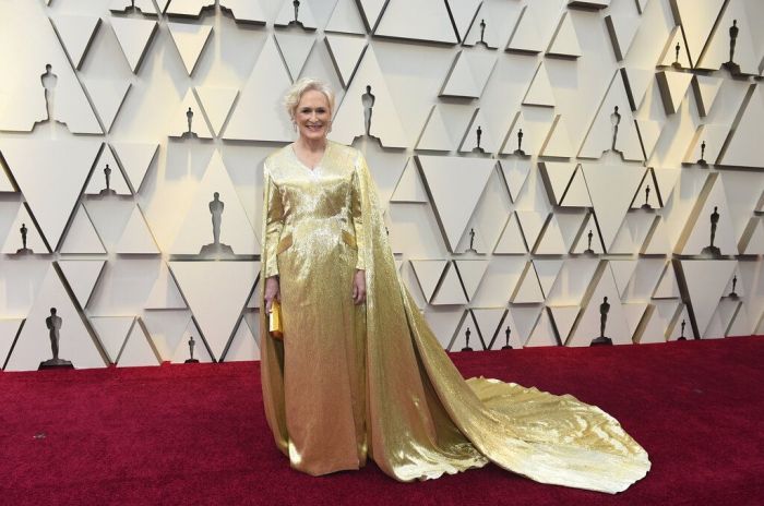 H Glenn Close με Carolina Herrera