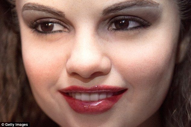 To μουσείο της Madame Tussauds μισεί τη Selena Gomez! Δείτε και θα καταλάβετε