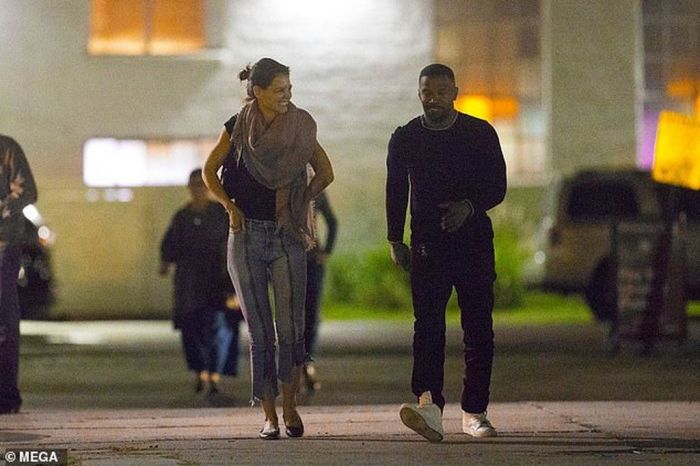 Katie Holmes-Jamie Foxx: Η σπάνια έξοδος του ζευγαριού και τα χαμόγελα