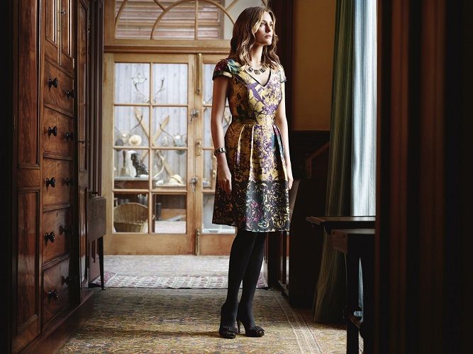 Yasmin Le Bon: στα σαράντα οκτώ της χρόνια δείχνει πιο νέα από ποτέ στη νέα Monsoon καμπάνια