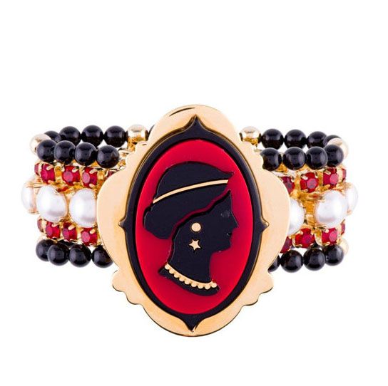 Miu Μiu Cameo's: σύγχρονο ρετρό κόσμημα!