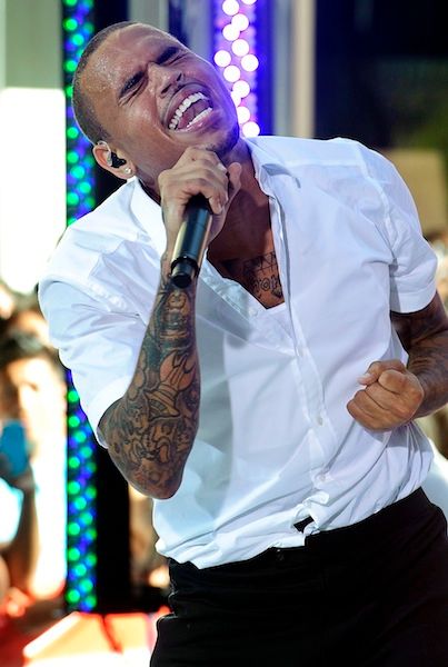 Ο πρώην της Rihanna, Chris Brown και οι gay φήμες