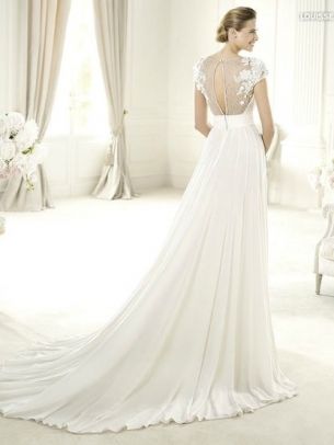 Δείτε τη νυφική συλλογή Elie by Elie Saab για την Άνοιξη του 2013