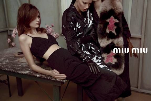 Miu Miu: αέρας αποπλάνησης στη νέα καμπάνια