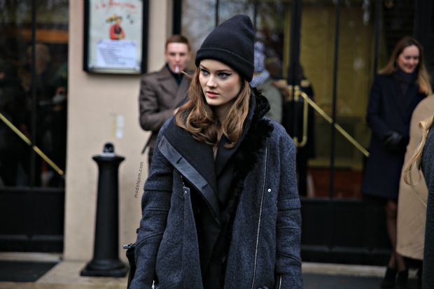 Monica «Jac» Jagaciak: άψογο street style στην παριζιάνικη εβδομάδα μόδας