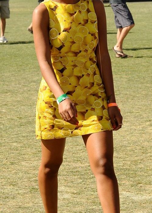 Solange Knowles: με λεμονί print στο Coachella