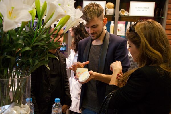Οι stars πωλητές της Kiehl's για μια μέρα!