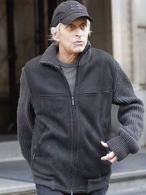 Αυτοί είναι οι celebrities που έδωσαν την μάχη τους με τον καρκίνο