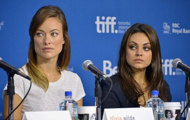 Πώς αντέδρασε η Mila Kunis όταν έμαθε ότι ο Ashton… βρέθηκε με την Demi;