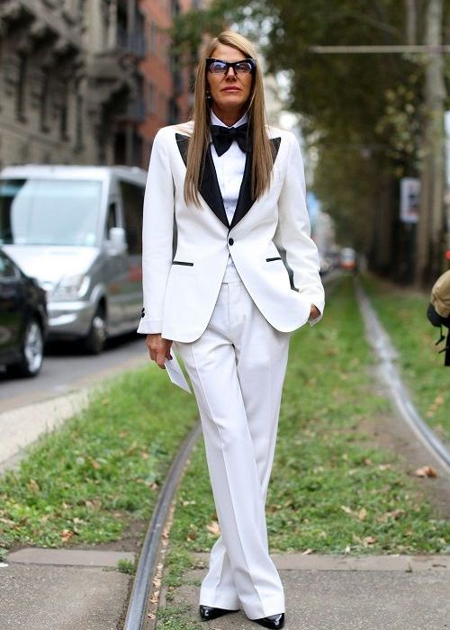 Anna Dello Russo: extravaganza με ανδρόγυνο αέρα στο Μιλάνο