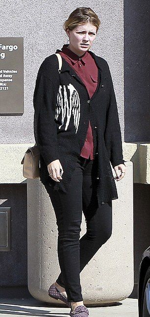 Τρομάξαμε να την αναγνωρίσουμε: Δείτε την Mischa Barton χωρίς ίχνος μακιγιάζ (φωτός)