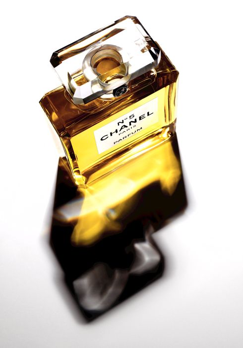 Δείτε φωτογραφίες της Marilyn Monroe με το αγαπημένο της Chanel No5!